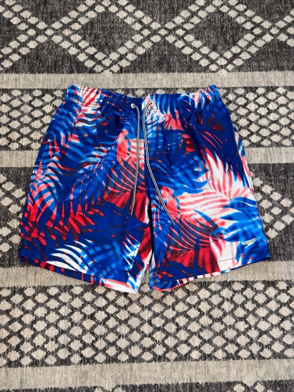 Speedo Swim Trunks Size M Blue Red Palm Leaf Print Board Shorts